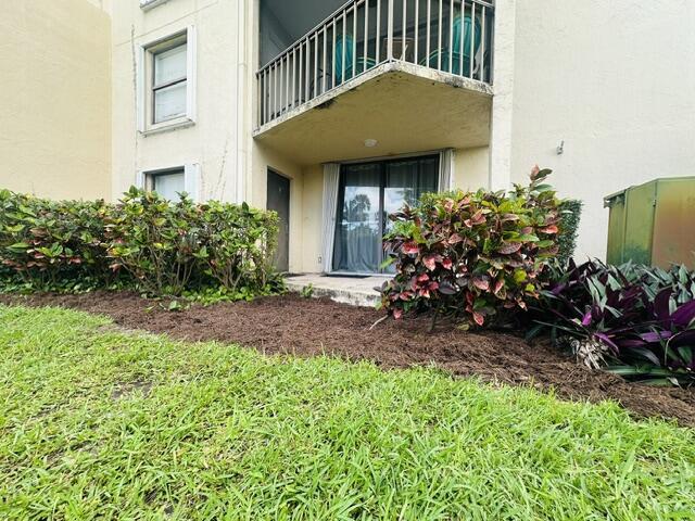 Foto del edificio - 890 N Federal Hwy