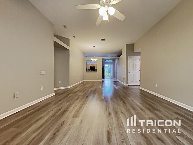 Foto del edificio - 7848 Mariners Harbour Dr