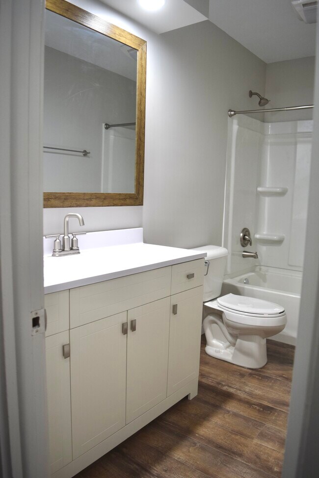 Foto del edificio - 4901 S 48th St