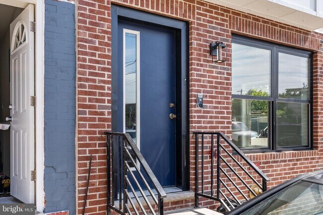 Building Photo - 2801 Winton St