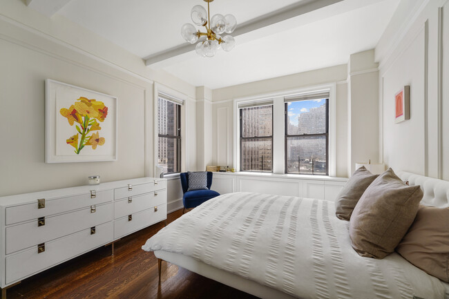Foto del edificio - 157 E 72nd St
