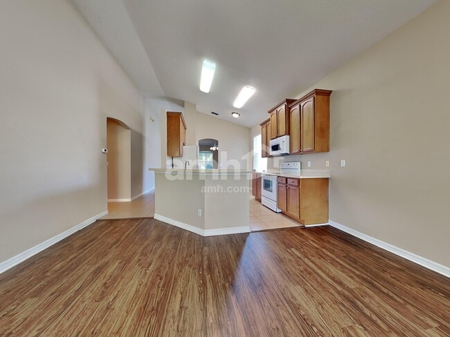 Foto del edificio - 12906 Cattail Shore Ln