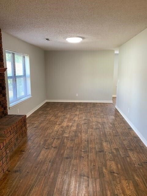 Foto del edificio - 4006 Watkins Ave