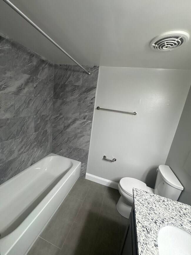 Interior Photo - Hewitt Gardens Apartments