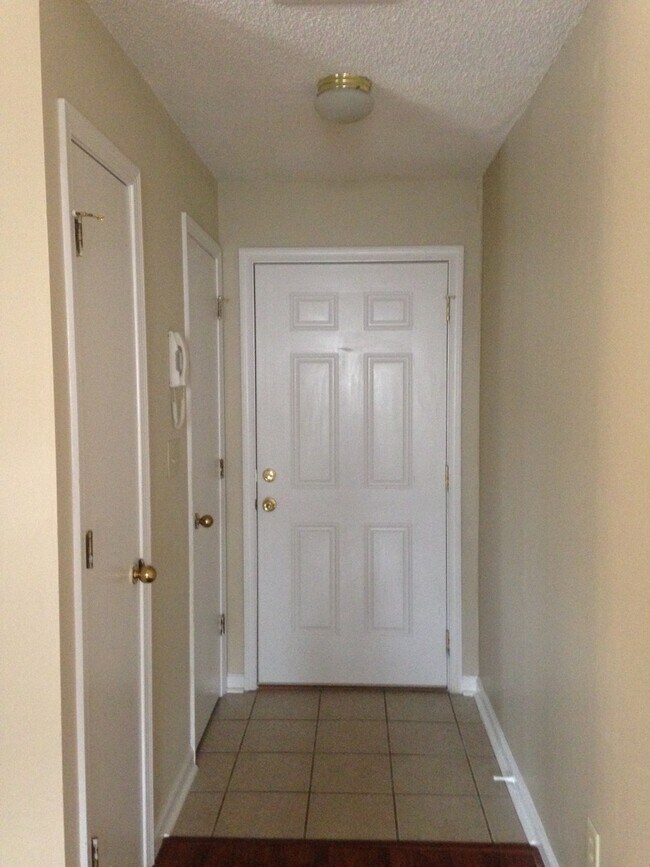 Foto del edificio - Daybreak Condos