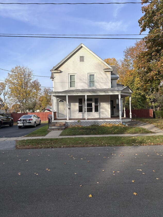 Foto principal - 12 Byrne Ave