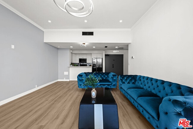 Building Photo - 10535 Wilshire Blvd