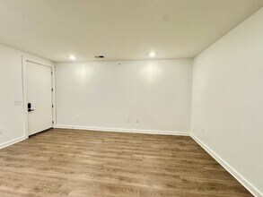 Interior Photo - Millhouse