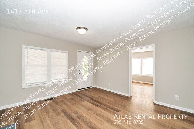 Building Photo - 1417 5th Ave