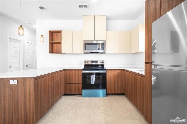 Foto del edificio - 504 N Onyx Ave