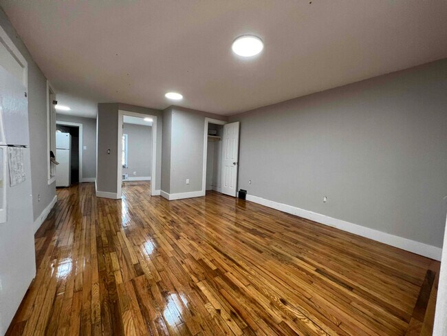 Foto del edificio - 2144 Atlantic Ave