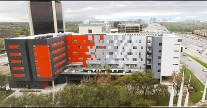Building Photo - 12777 Merit Dr