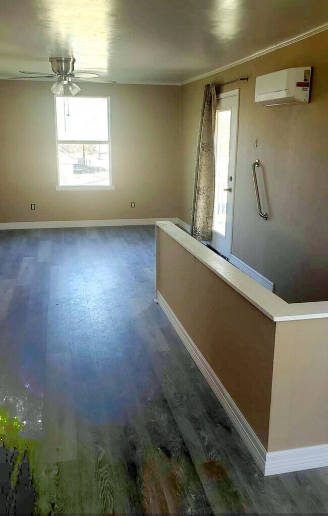 Foto del edificio - 246 Creekside Dr