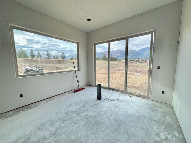 Building Photo - 1331 Roots Trl