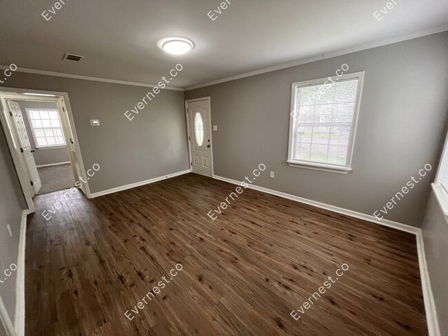 Foto del edificio - 3815 Newman Ave