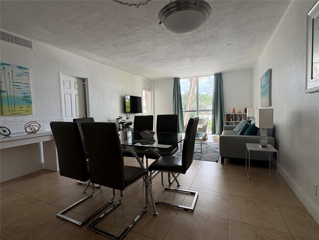 Foto del edificio - 3801 S Ocean Dr