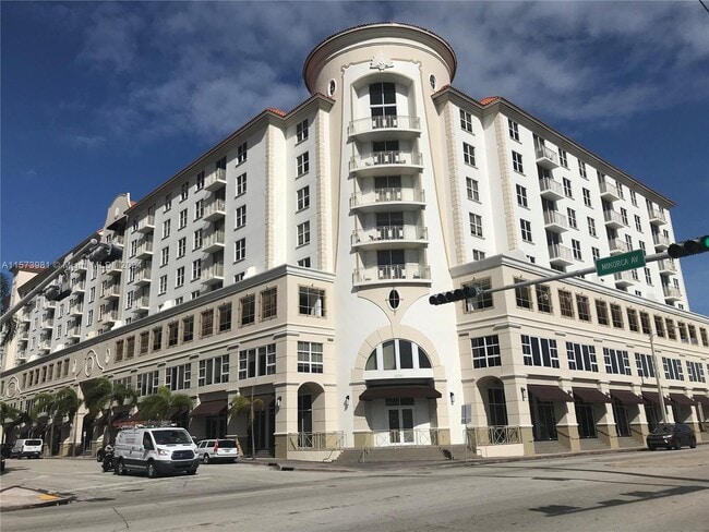 Building Photo - 2030 S Douglas Rd