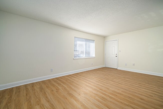 Foto del edificio - Beacon Pointe Apartments
