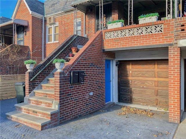 Primary Photo - 21-24-24 47th St