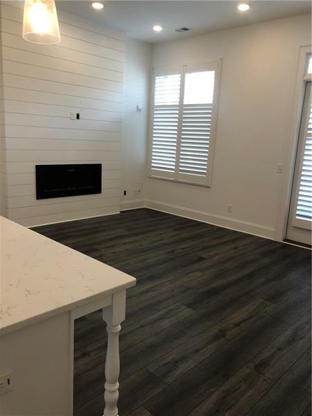 Foto del edificio - 160 Fowler St