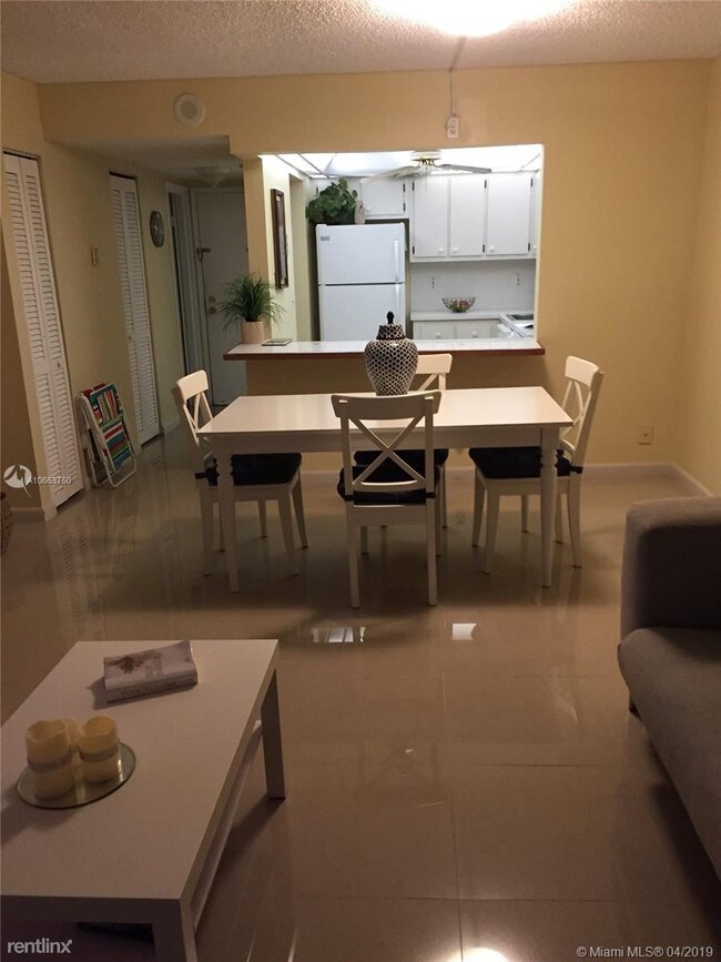 Building Photo - 13499 Biscayne Blvd