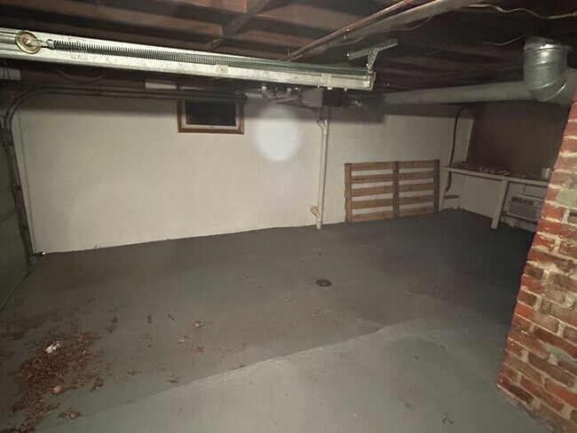 Foto del edificio - Updated 2-3 bed HOUSE in Fort Thomas