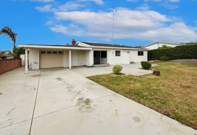 Building Photo - 174 Gardenia Ave