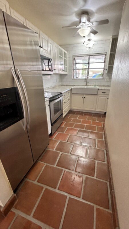 Foto del edificio - 7023 E 4th St