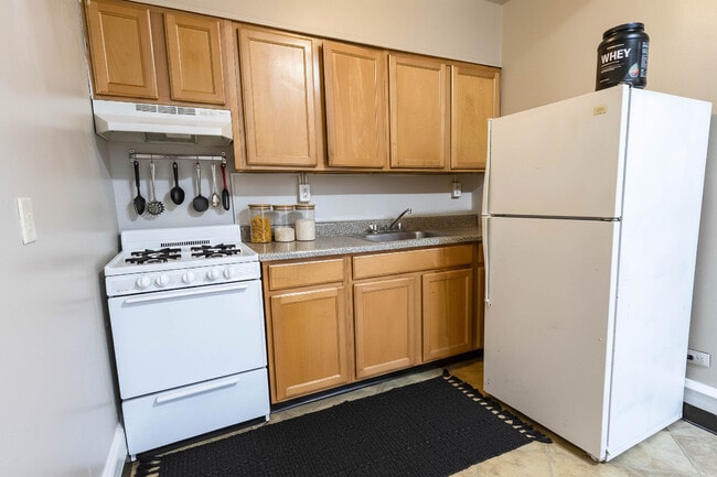 Building Photo - 4328 Osage Ave