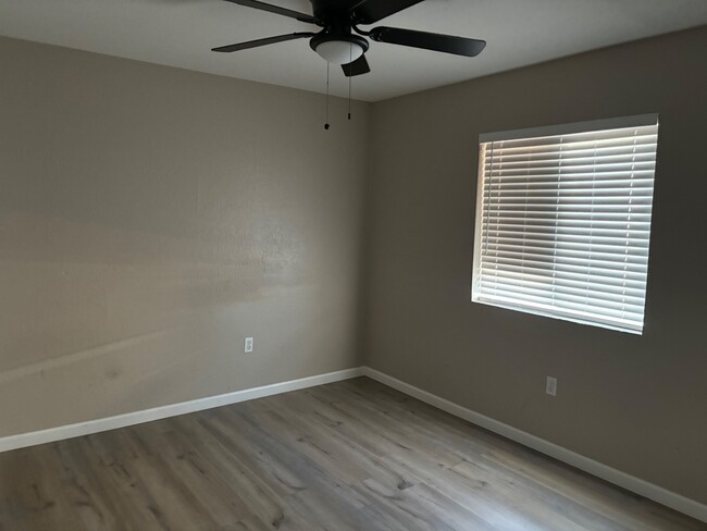 Building Photo - Charming 2BR/1BA Home in Mesa - Modern Ame...