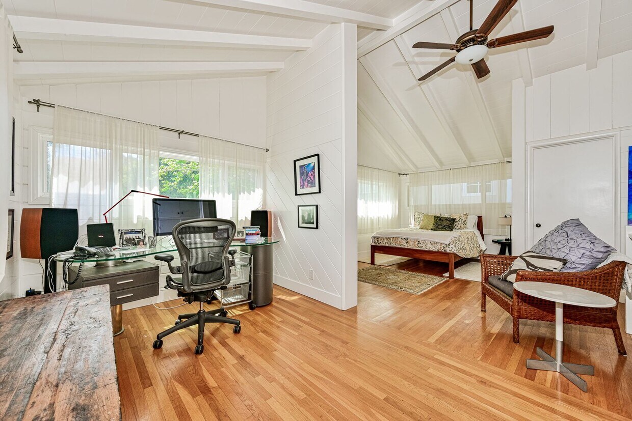 Furnished Master Suite Near Manhattan Beach! All Utilities & Internet Included! - Furnished Master Suite Near Manhattan Beach! All Utilities & Internet Included!