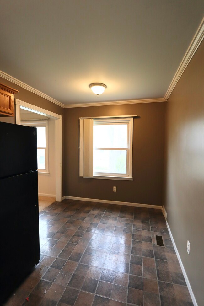 18755 St, Harper Woods, MI 48225 House Rental in Harper