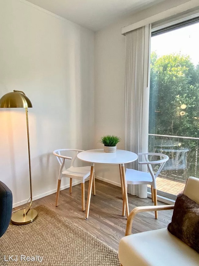 Building Photo - 480 Vallejo St