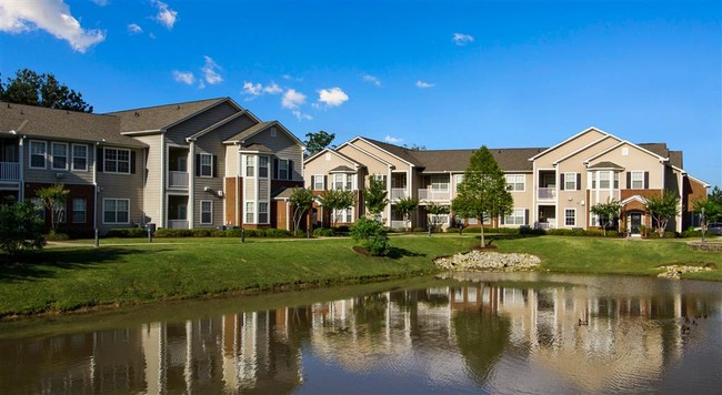 Carlton Park Apartment Homes Rentals - Flowood, MS | Apartments.com