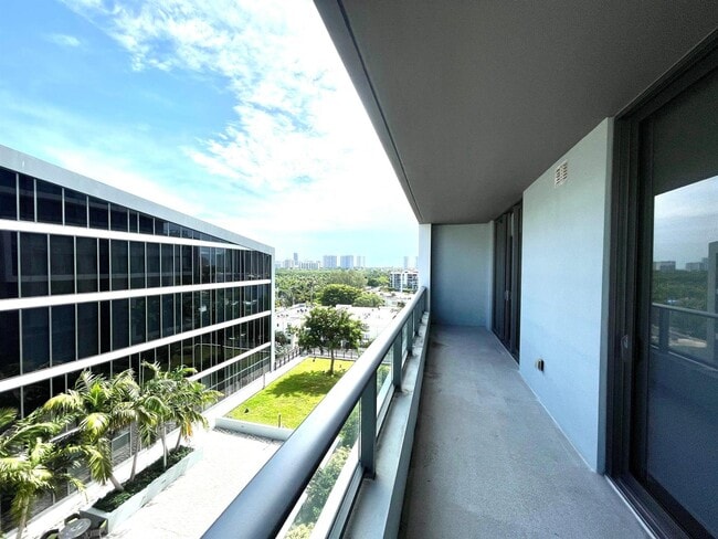 Building Photo - 2960 NE 207th St