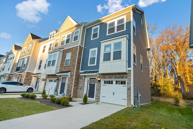 Foto del edificio - 252 Waterstone Rd