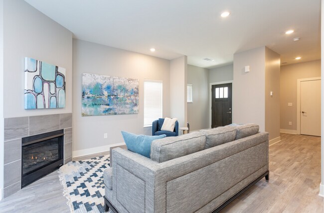 Foto del edificio - The Warbler | Three Bedroom Townhome