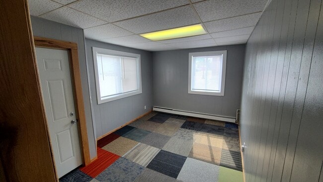 Bedroom - 221 Main St E