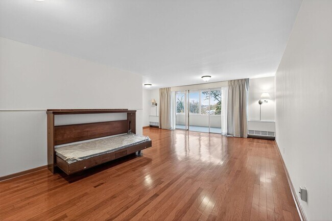 Foto del edificio - 2324 Madison Rd