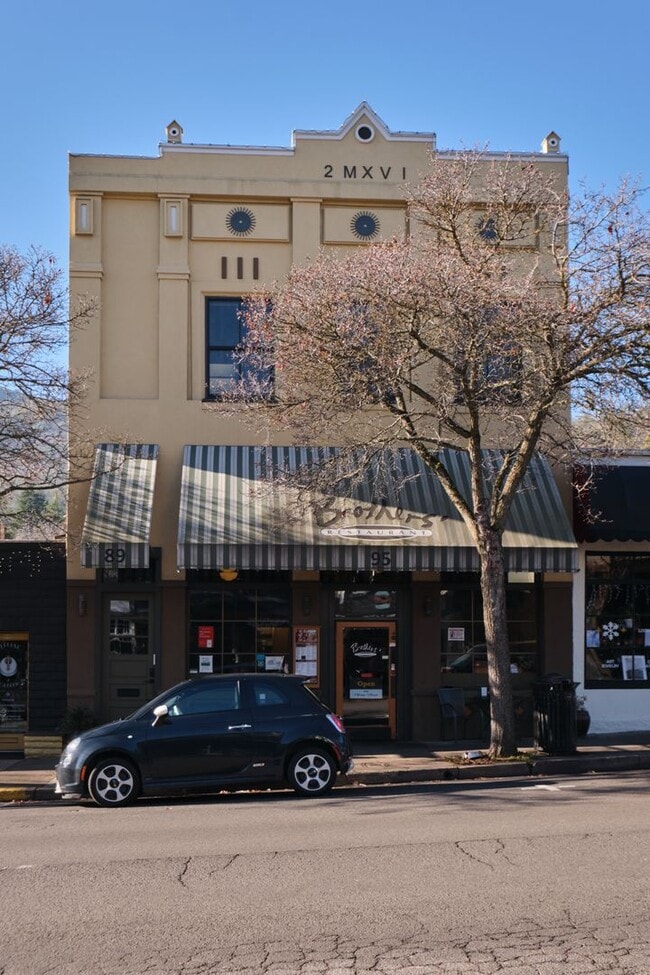 Building Photo - 89 N Main St