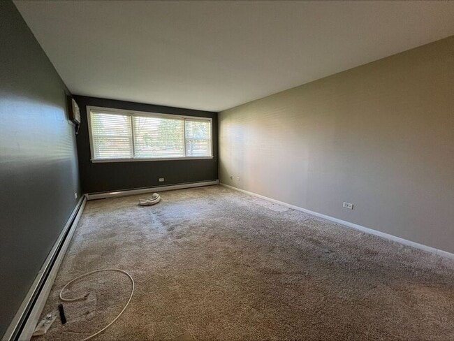 Building Photo - 5612 6th Ave