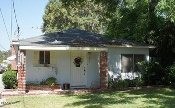 Building Photo - 1207 S 10th Ave