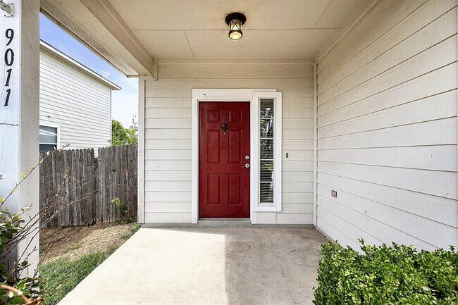 Building Photo - 9011 Magna Carta Loop