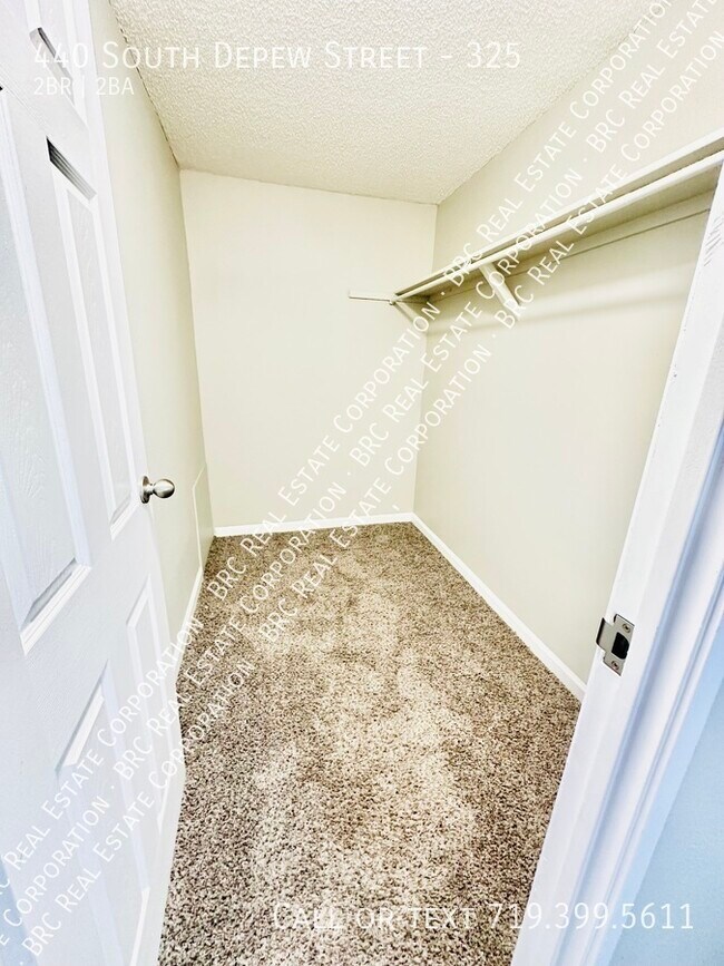 Foto del edificio - 440 S Depew St