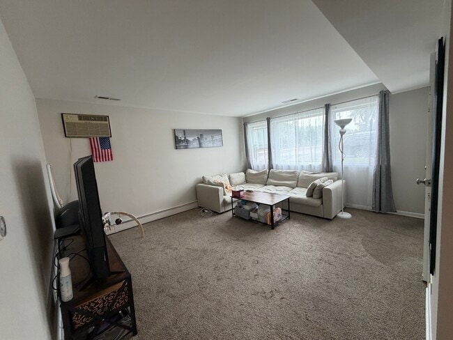 Foto del edificio - 2848 N Auxplaines St