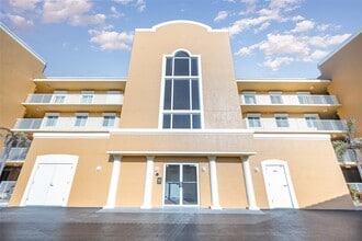 Building Photo - 1791 Jimmy Buffett Mem Hwy