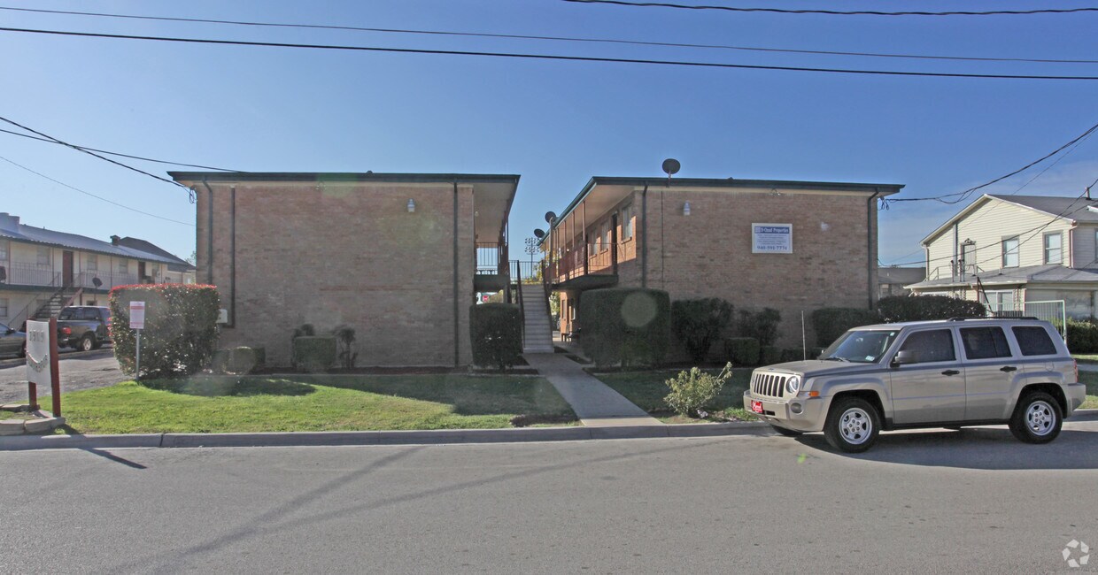 Foto del edificio - Silver Spur Apartments