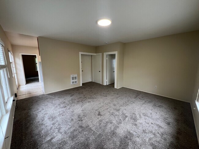 Foto del edificio - 352 Palm Ave