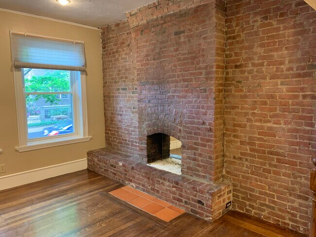 Sala de estar - 88 Harvard Ave