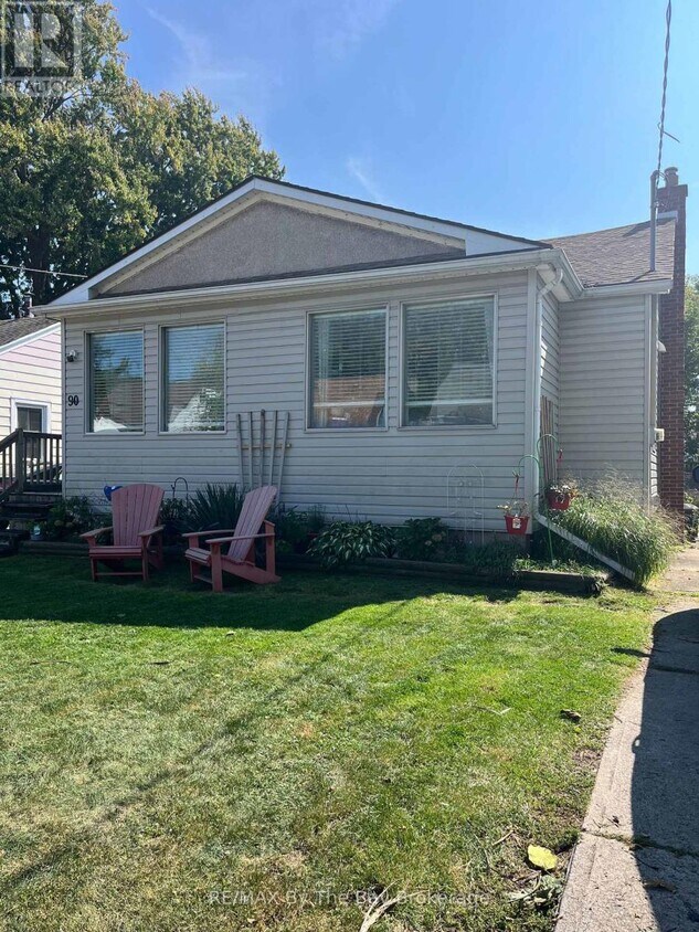 Photo principale - 90 Grass Ave